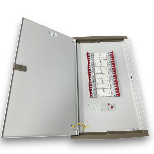 Africab Distribution Board MAXX 12 Way , TPN